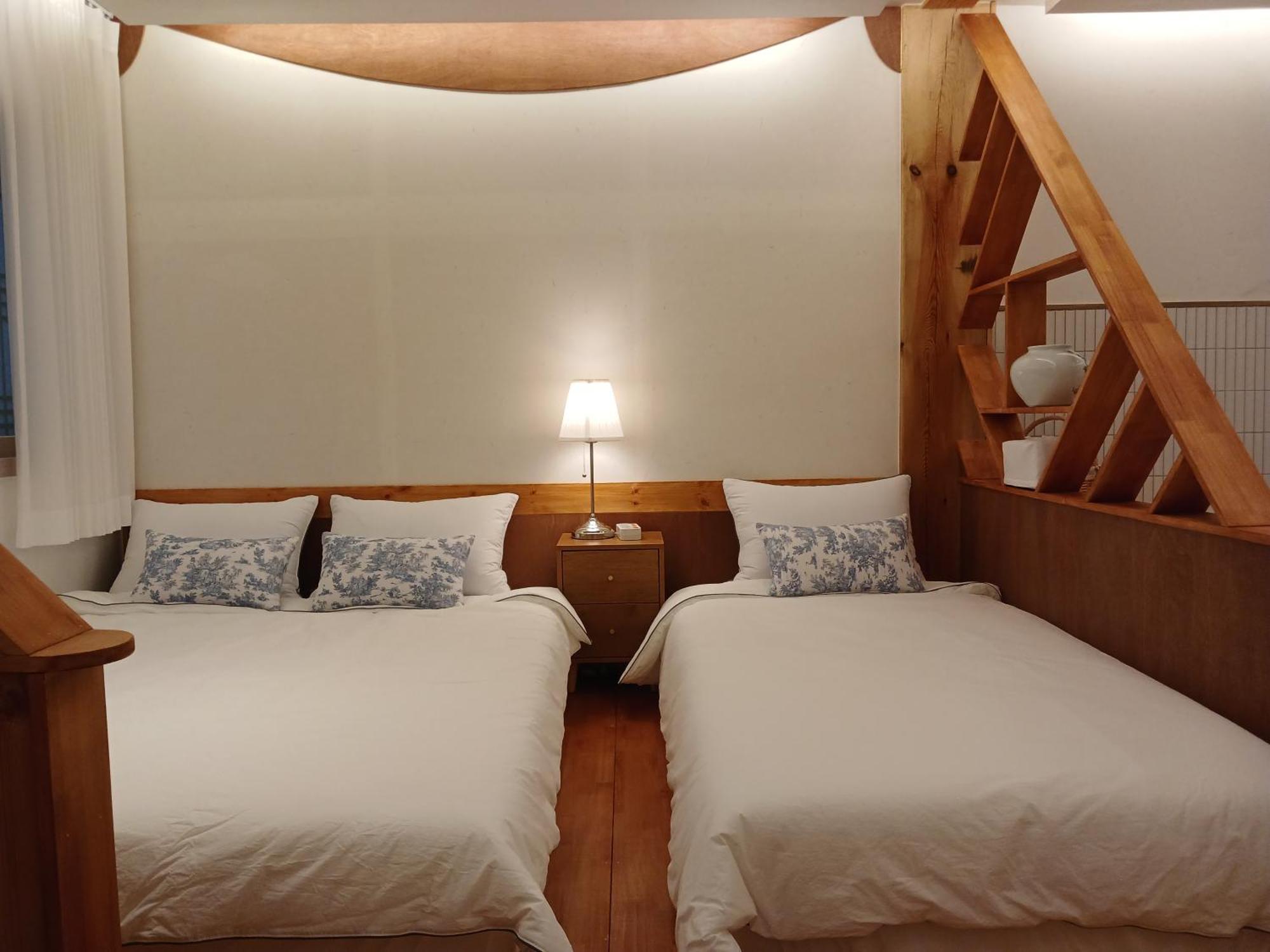 Hanok Stay Mokhyang Gyeongju Exterior photo