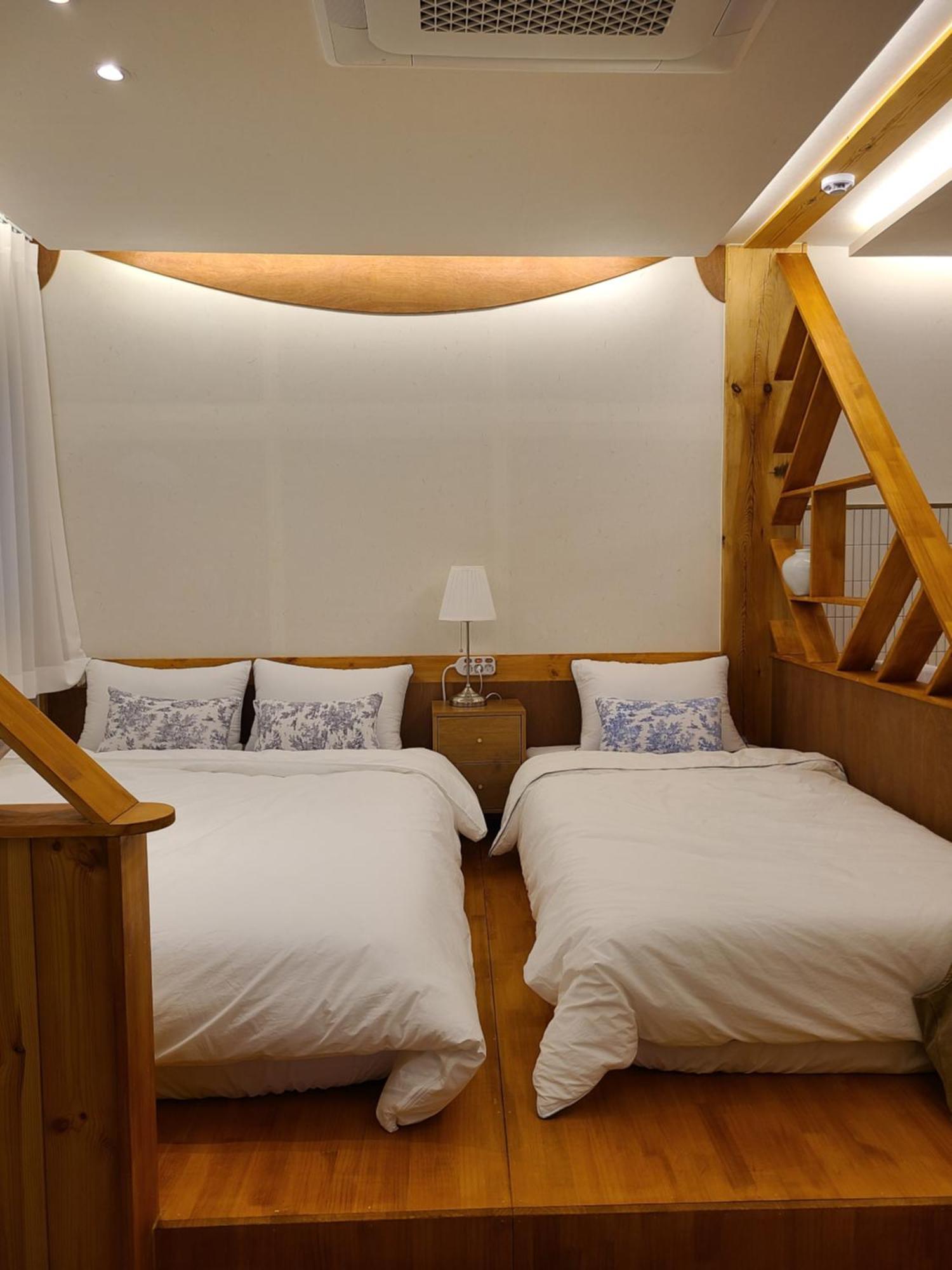 Hanok Stay Mokhyang Gyeongju Exterior photo